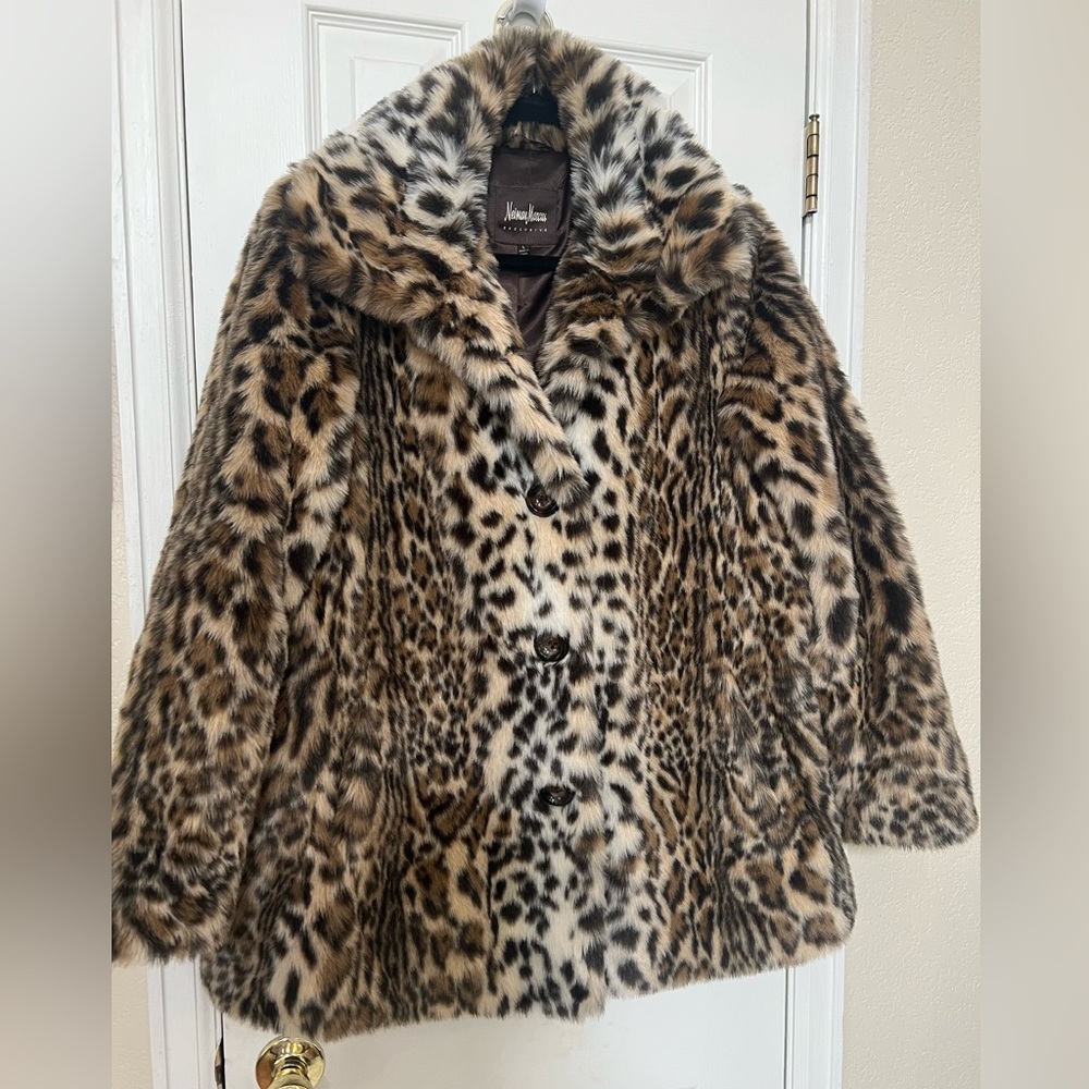 Neiman Marcus Leopard Faux Fur Coat Size L Beautiful Colors and Silky Soft